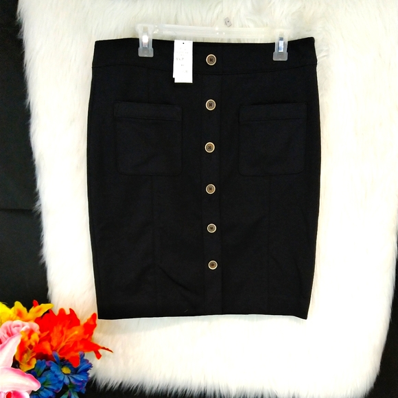 Banana Republic Dresses & Skirts - Banana Republic Black Side Zip Mini Skirt Size 14